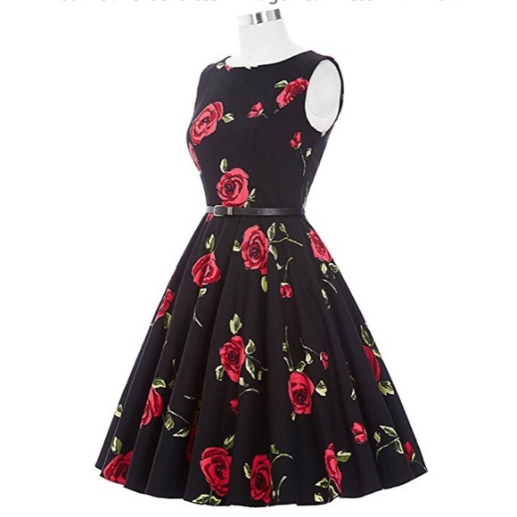 Dresses & Skirts - Vintage Cocktail Floral Dress